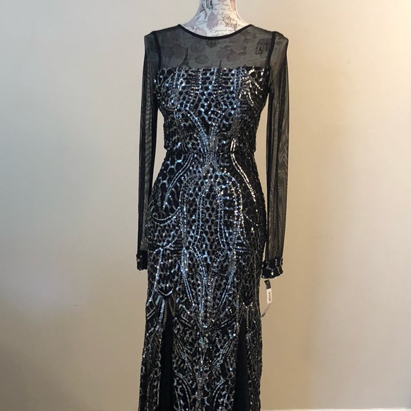 Dress - Picture 2 of 9